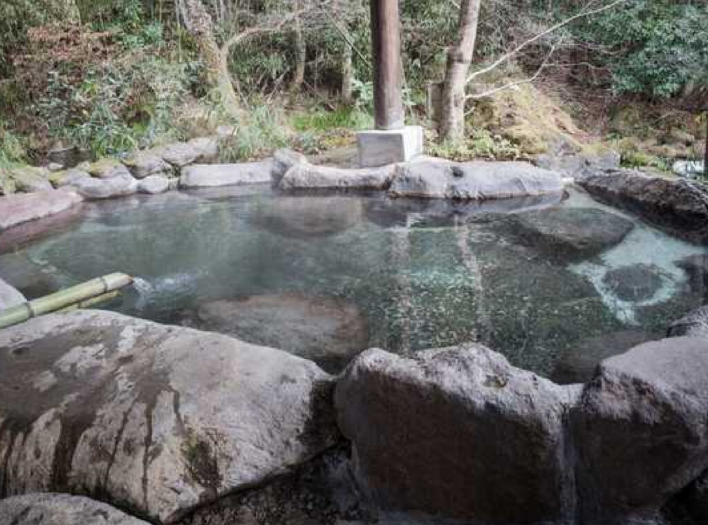 Outdoor rock hot spring (rotenburo) in Japan