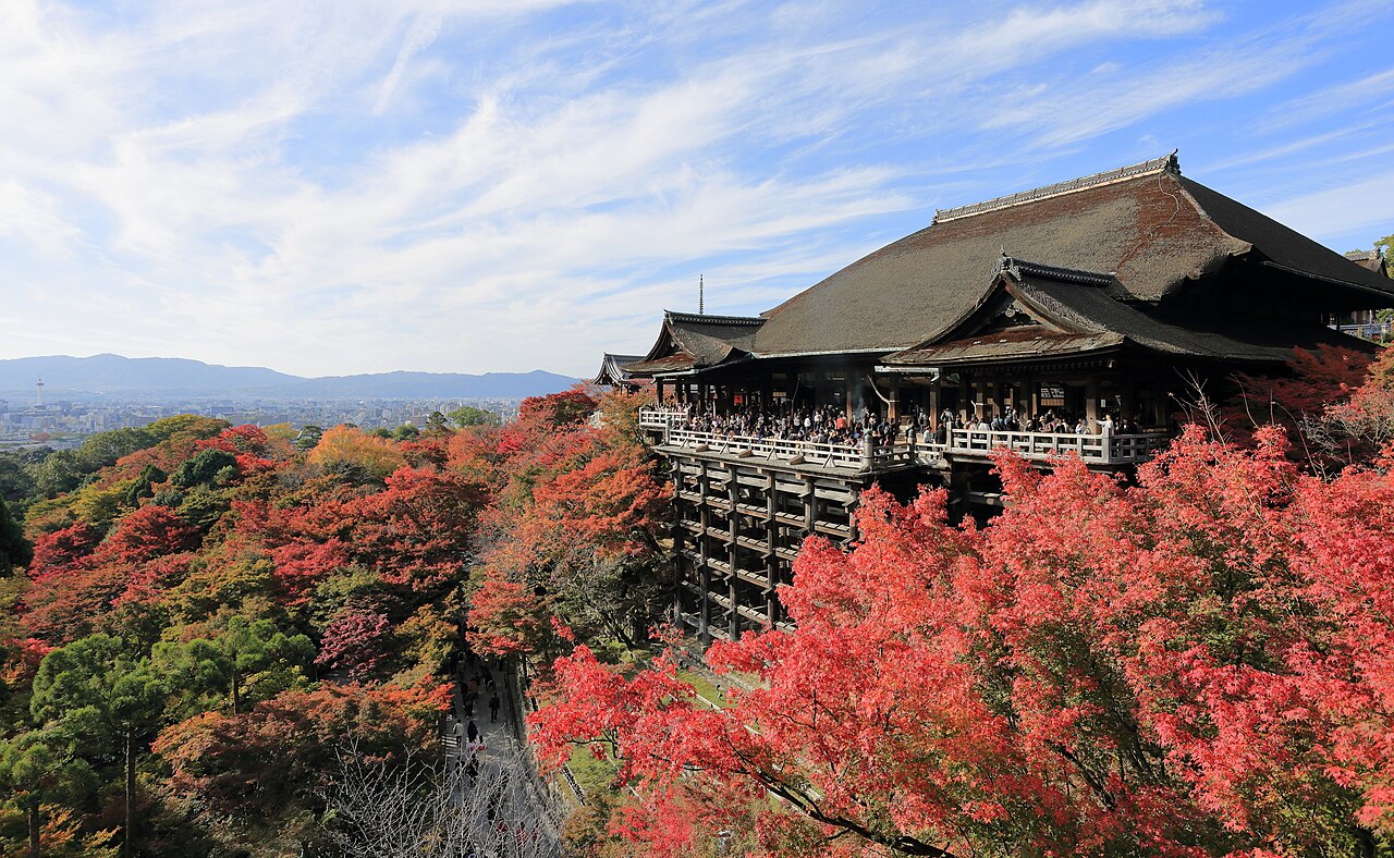 Kiyomizu dera, Kyoto, November 01