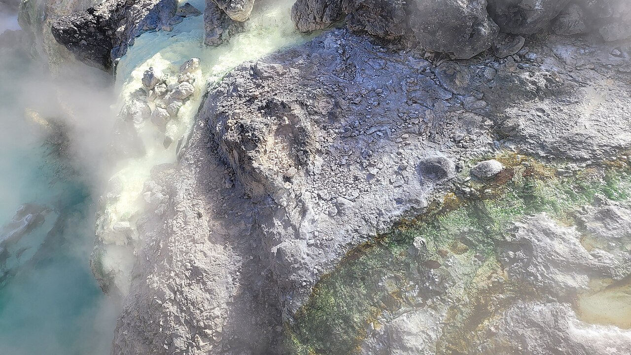 Yubatake, Kusatsu 07