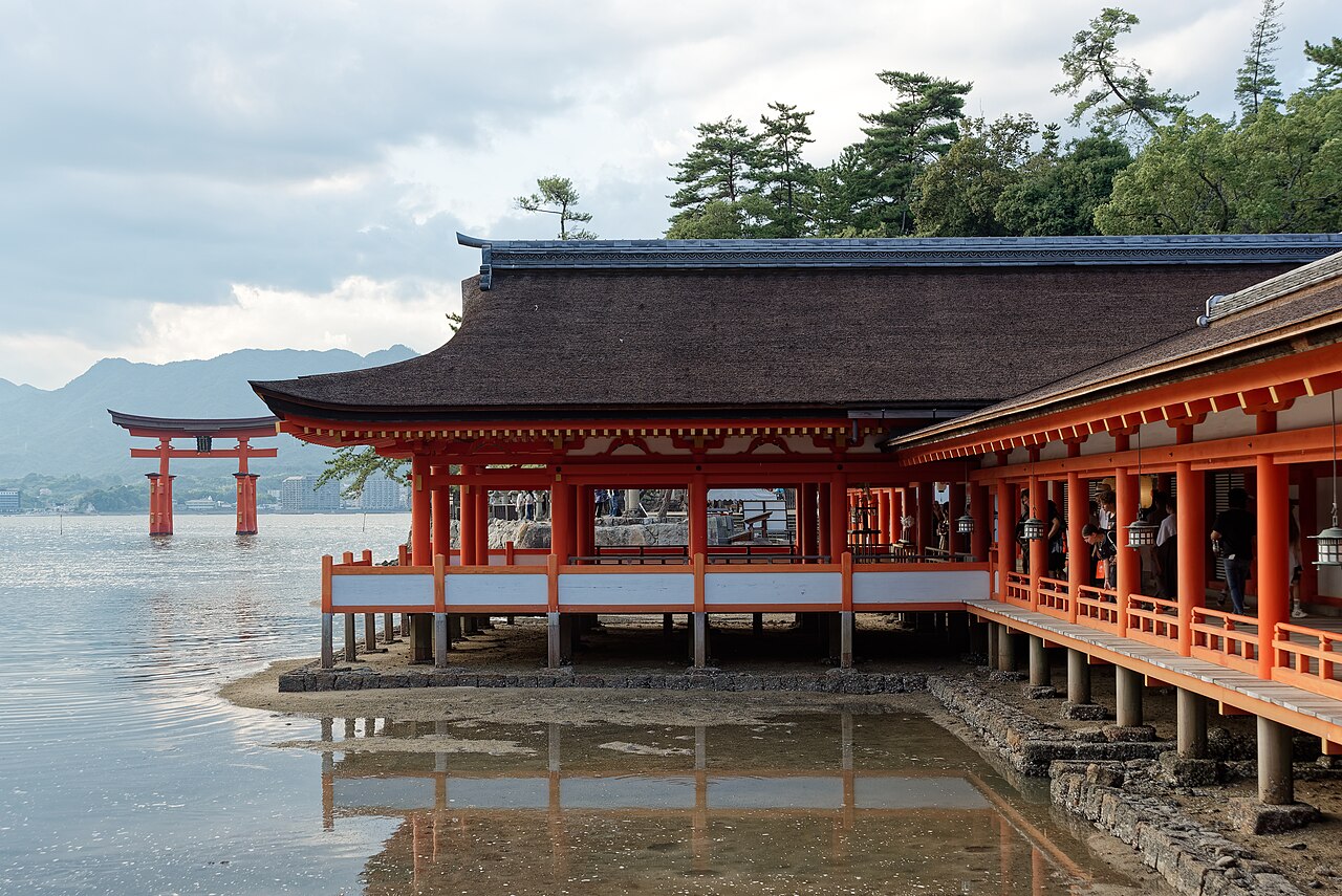 Haraiden of Marōdo Shrine and Floating Torii Gate, Itsukushima Shinto Shrine, Miyajima,
