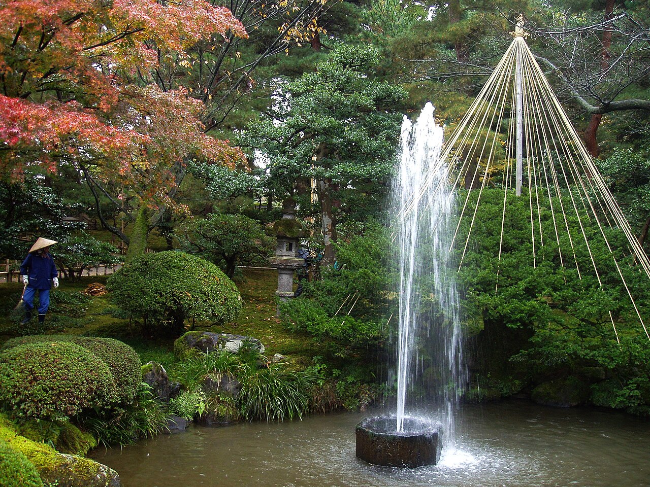 Fountain Kenrokuen Garden Kanazawa Japan