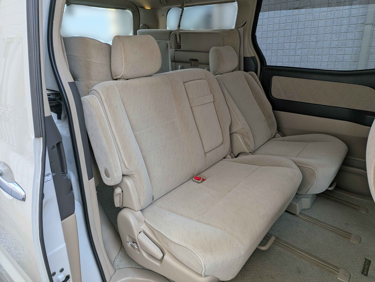 Toyota Alphard Interior 2