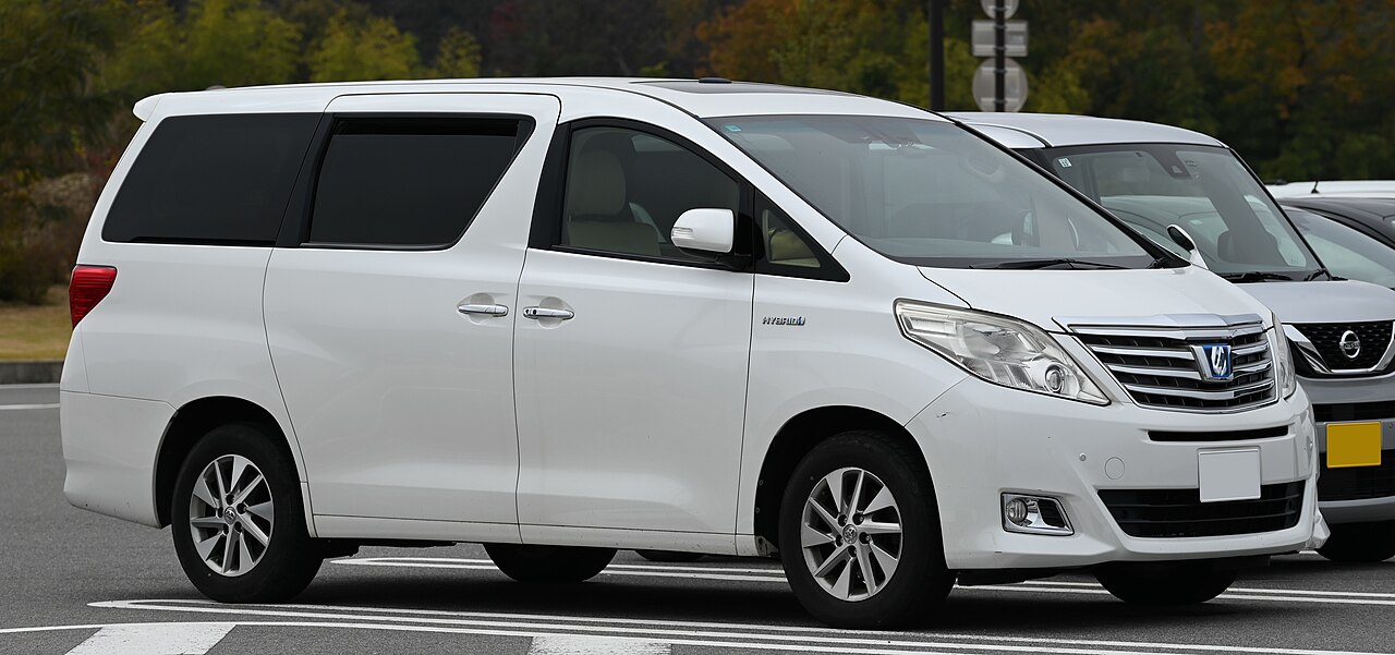 Toyota Alphard Hybrid